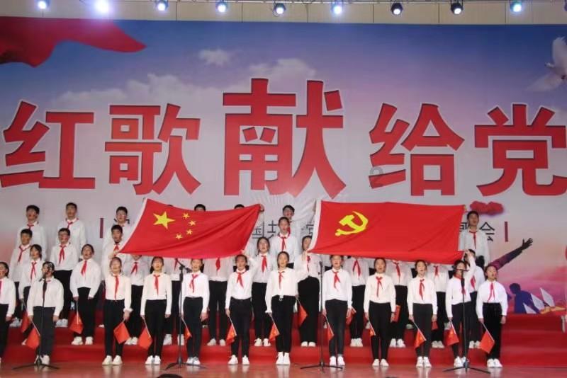 国内权威的家庭教育机构，感恩教育：父母如何培养孩子的感恩之心